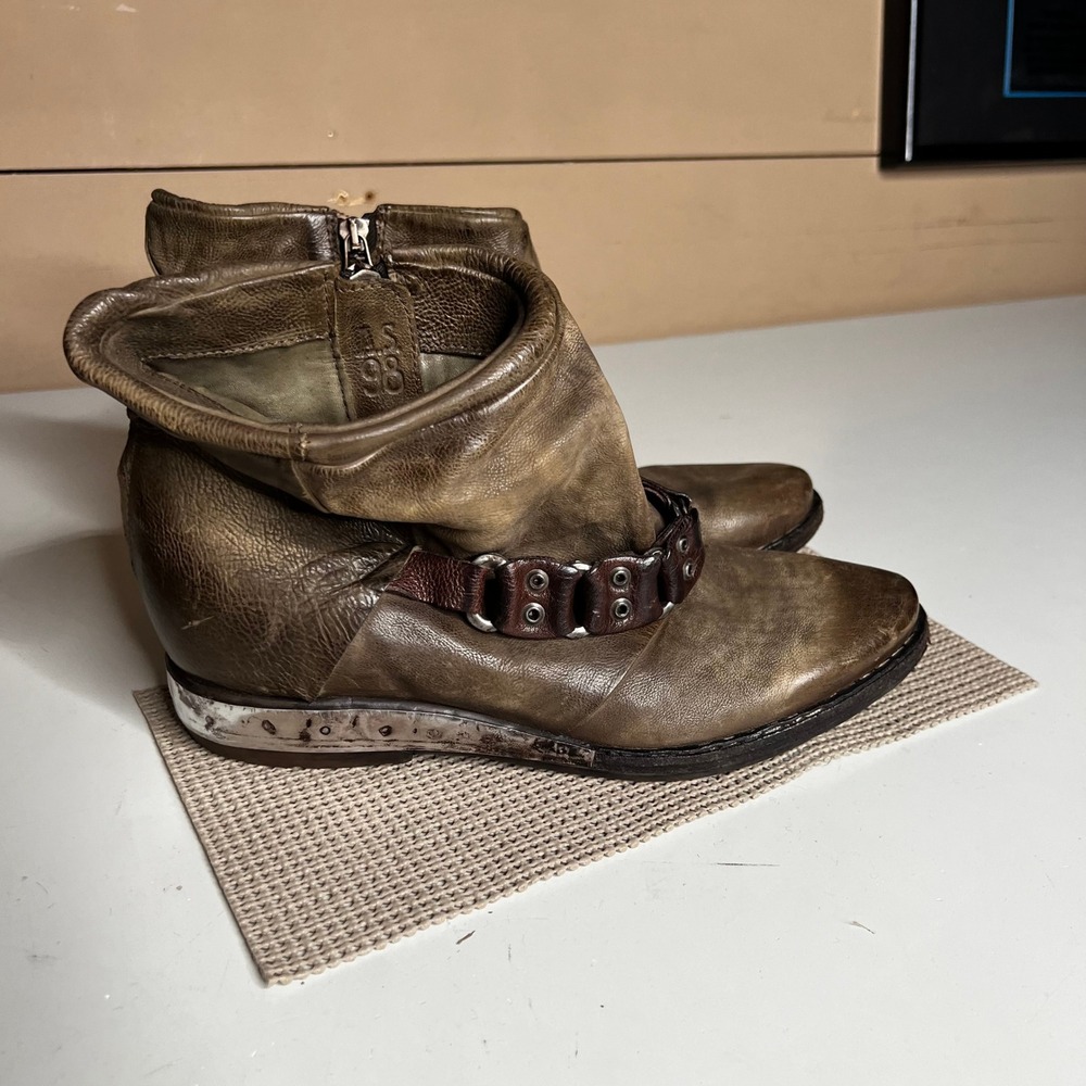 AS98 Distressed Leather Ankle Boots Olive Green Grommet Strap Size 40